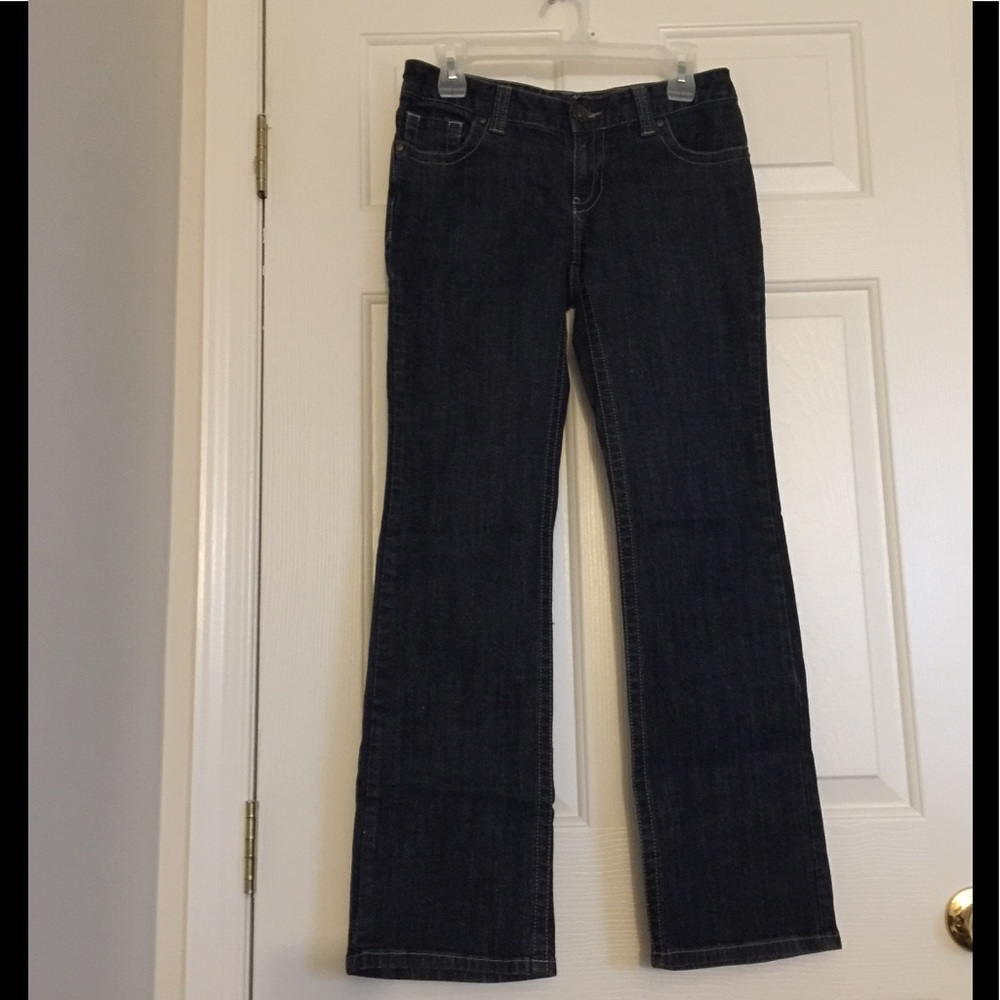 Women’s Straight Leg Jeans